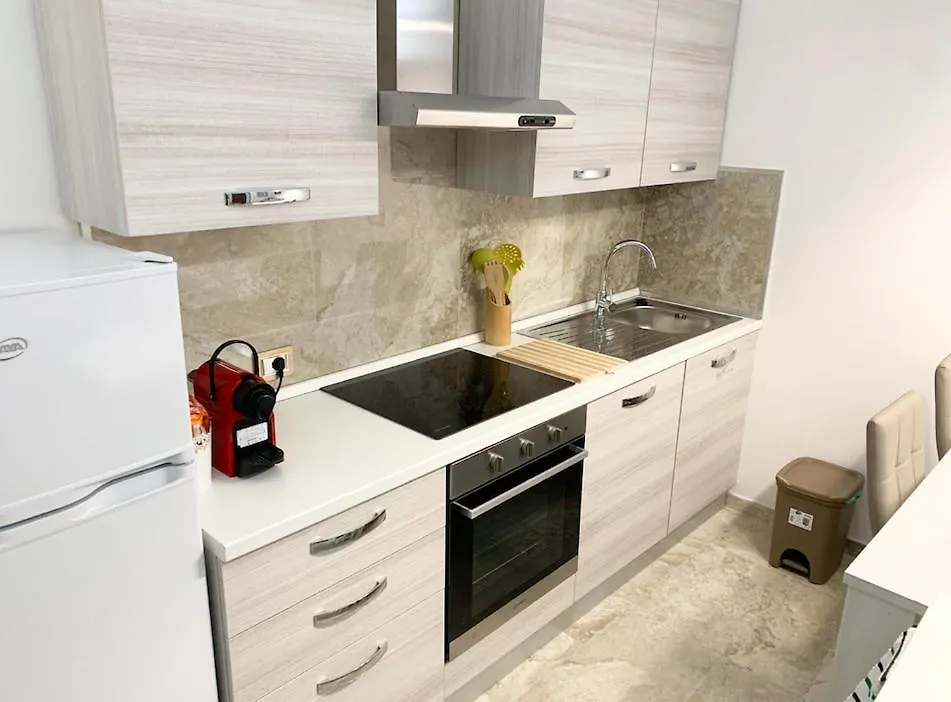 Apartmán Giorgi Lux CTA 0*, Katánie